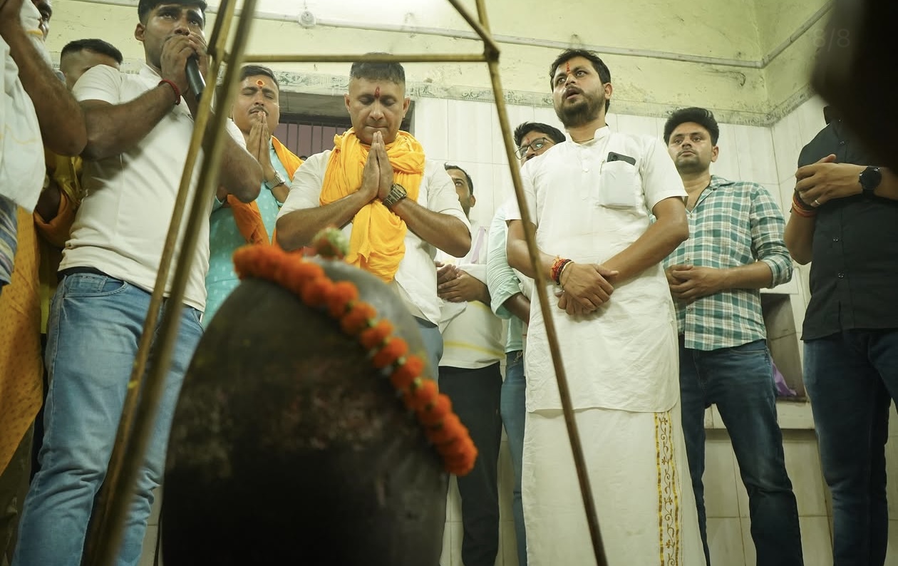 Meeting with Youth Supporters — Buxar